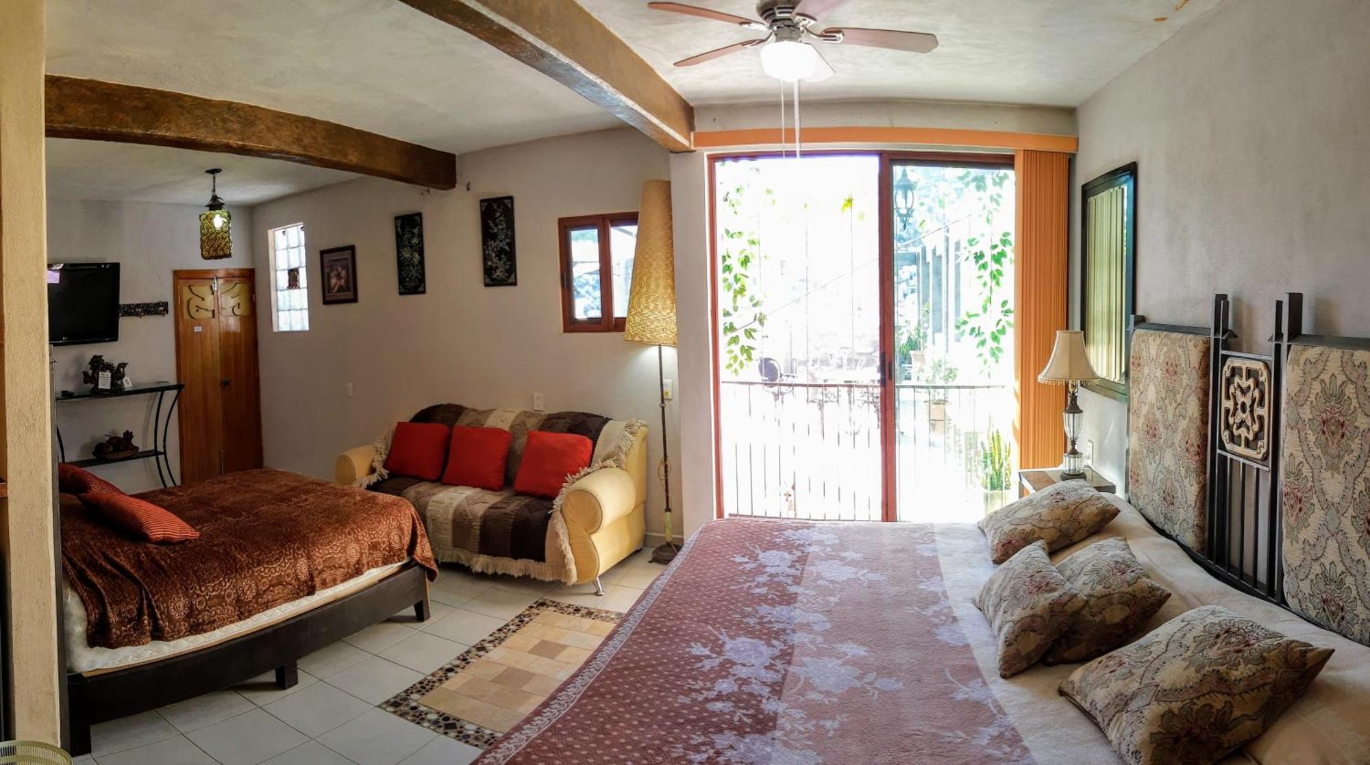 Hotel Posada Spa Antigua Casa Hogar Таско де Аларкон Стая снимка